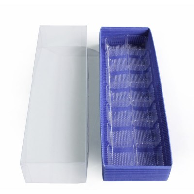 Caja de Cart&oacute;n rectangular con tapa en Acetato y cuna para Galletas 